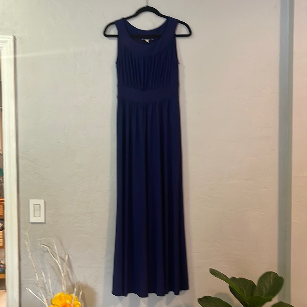 Sandiva Long Purple Dress